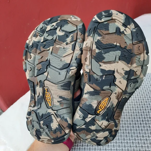 Keen Newport H2 Fisherman Camo Sport Sandals Water Shoe 1 Sneaker Hiking Travel - Picture 4 of 12
